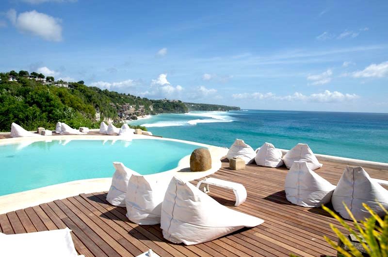 Best Beach Clubs In Bali