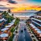 is it better to stay in seminyak or canggu